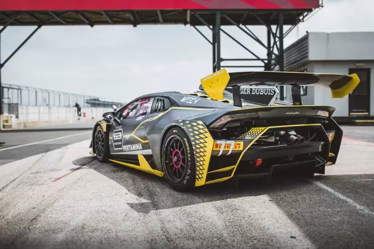 2026 Silverstone Track Day with Club HLS